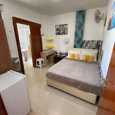 Marina'S Rooms Xrisopolitissa Larnaca Zewnętrze zdjęcie