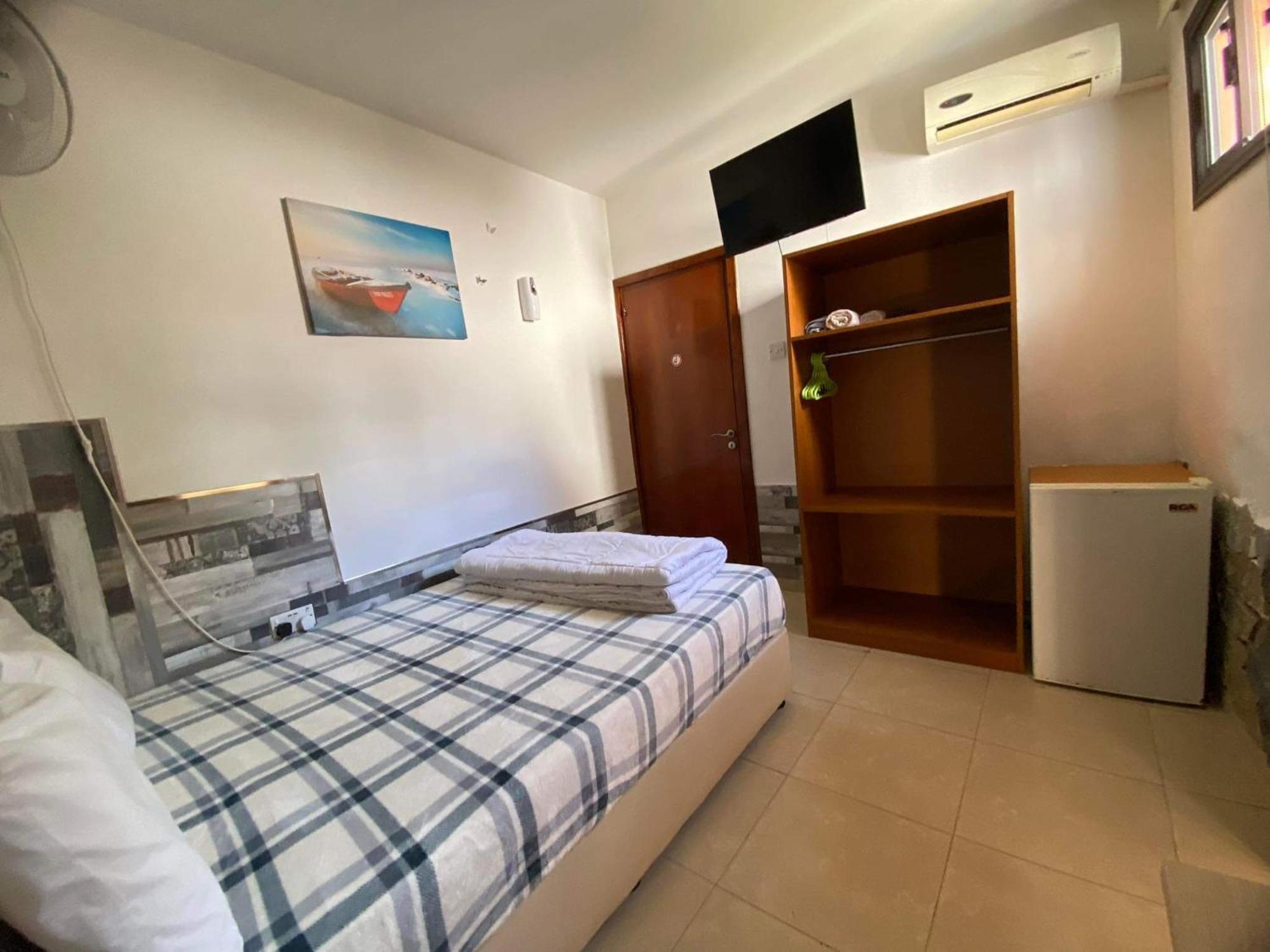 Marina'S Rooms Xrisopolitissa Larnaca Zewnętrze zdjęcie